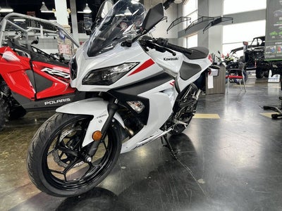 2026 Kawasaki NINJA 300 ABS Base