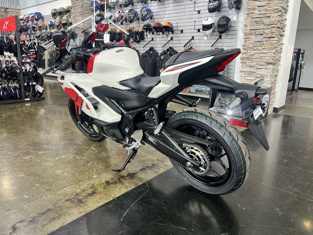 2026 Yamaha YZF-R3 70th Anniversary Edition R3