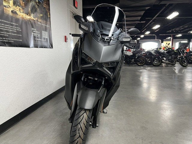 2026 Yamaha XMAX Base