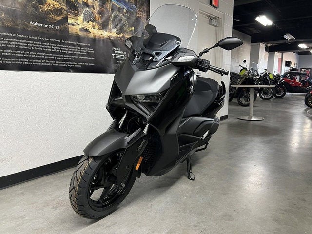 2026 Yamaha XMAX Base