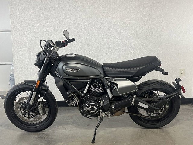 2021 DUCATI SCRAMBLER NIGHTSHIFT Base