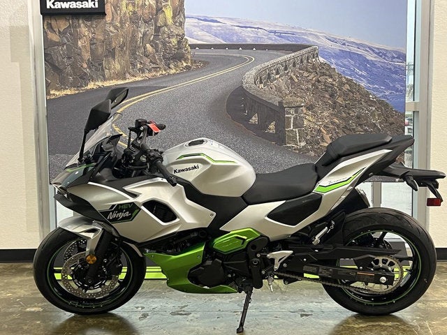 2024 Kawasaki Ninja 7 Hybrid ABS Base