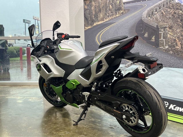 2024 Kawasaki Ninja 7 Hybrid ABS Base