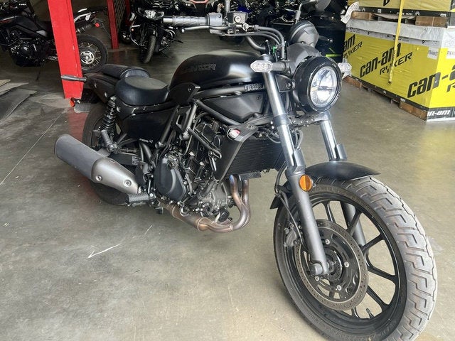 2025 Kawasaki Eliminator Base