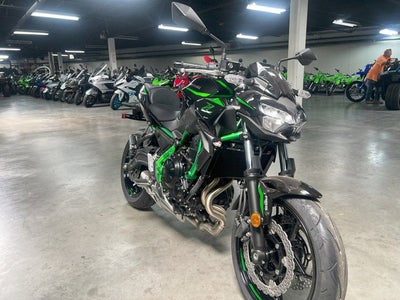 2025 Kawasaki Z650 ABS Base