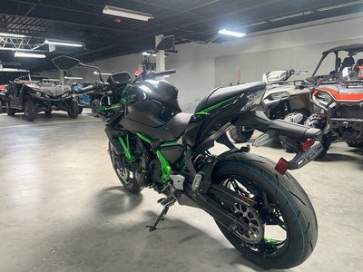 2025 Kawasaki Z650 ABS Base
