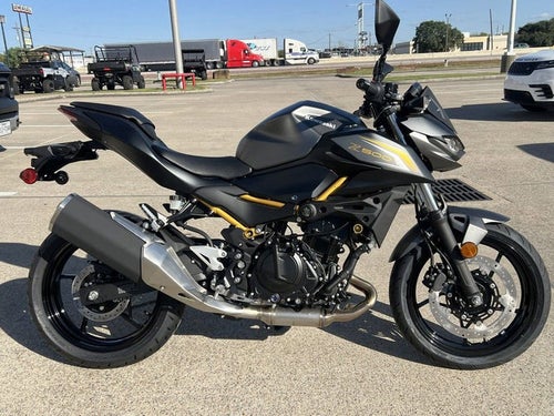 2026 Kawasaki Z500 ABS Base