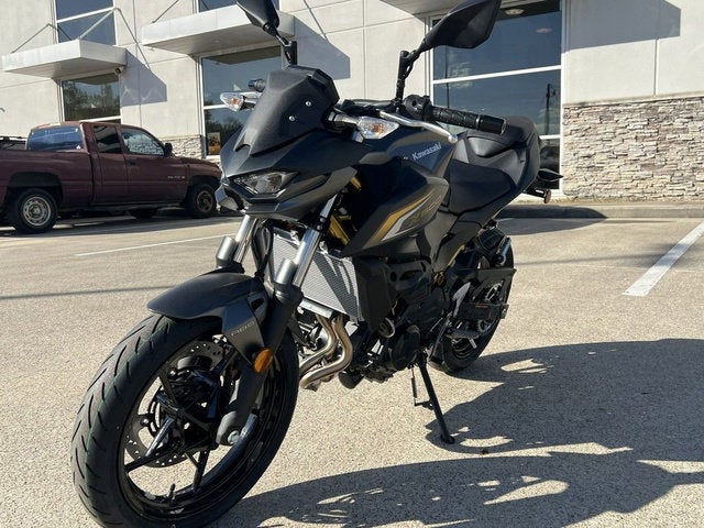 2026 Kawasaki Z500 ABS Base