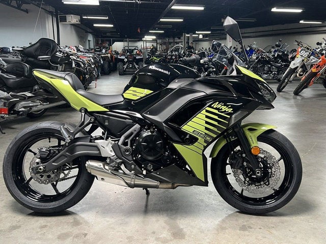 2026 Kawasaki Ninja 650 Base