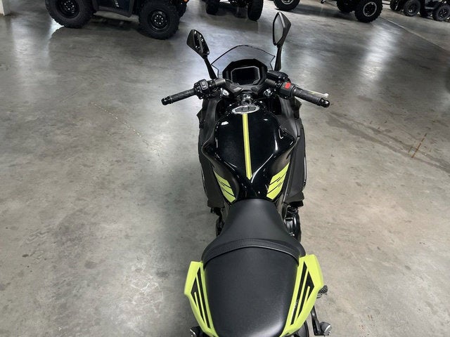 2026 Kawasaki Ninja 650 Base