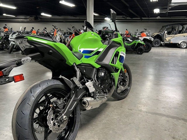 2026 Kawasaki Ninja 650 ABS Base