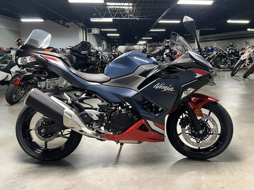 2026 Kawasaki Ninja 500 Base