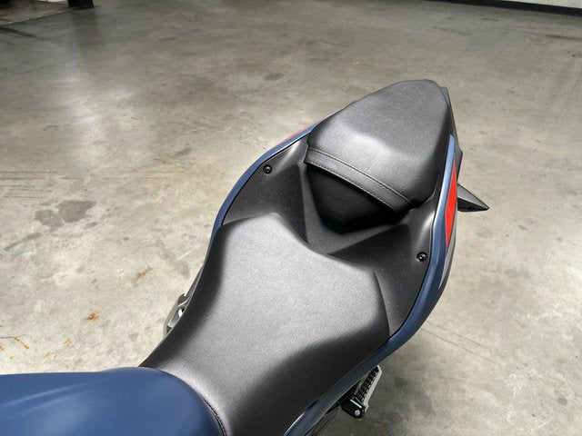 2026 Kawasaki Ninja 500 Base