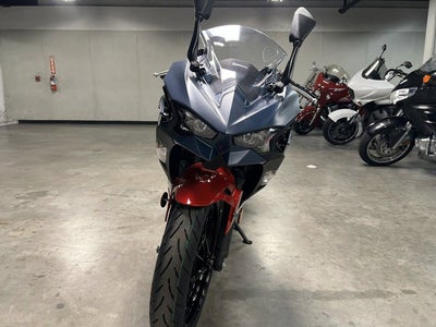 2026 Kawasaki Ninja 500 Base