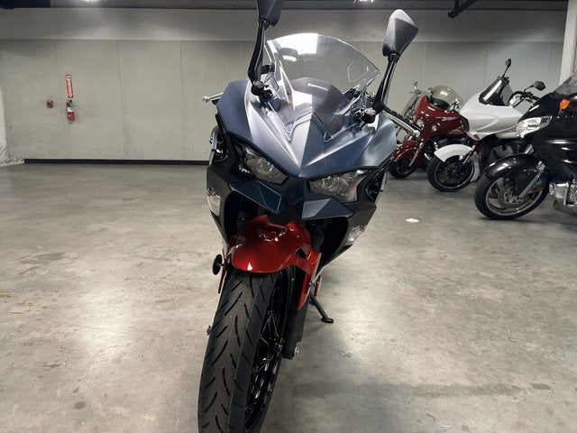 2026 Kawasaki Ninja 500 Base