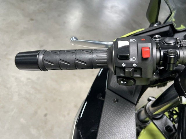 2026 Kawasaki Ninja 500 Base