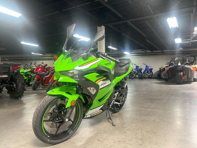2025 Kawasaki Ninja 500 KRT Edition Base