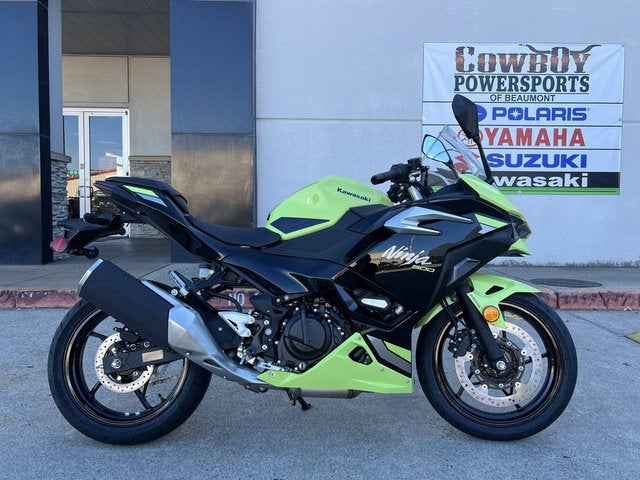 2026 Kawasaki Ninja 500 SE ABS Base