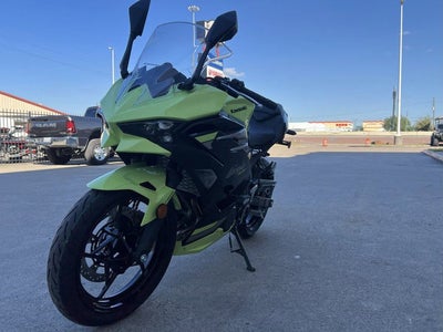 2026 Kawasaki Ninja 500 SE ABS Base