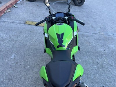 2026 Kawasaki Ninja 500 SE ABS Base