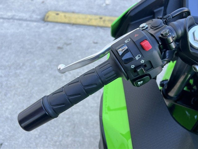 2026 Kawasaki Ninja 500 SE ABS Base