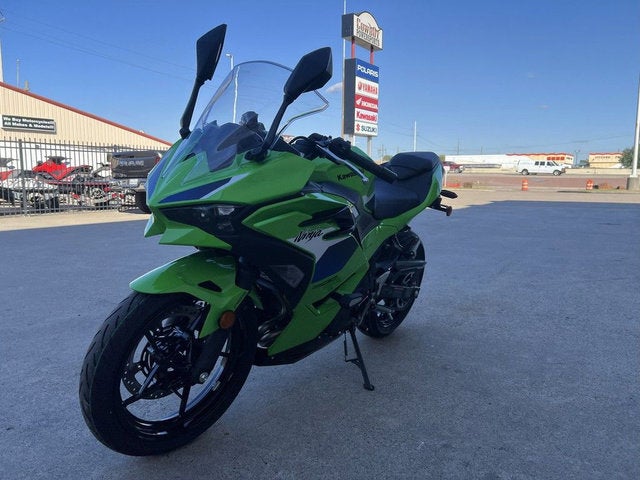 2026 Kawasaki Ninja 500 SE ABS Base