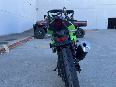 2026 Kawasaki Ninja 500 SE ABS Base