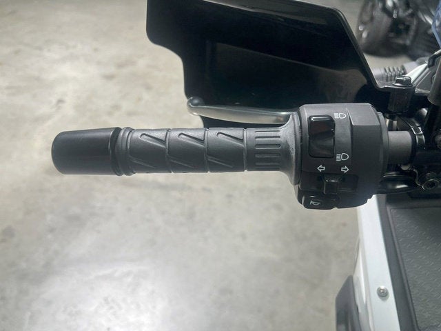 2025 Kawasaki KLR 650 Pearl Crystal WhiteMetallic Carbon Gray A