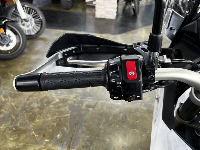 2026 Kawasaki KLE500 SE ABS Base