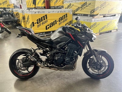 2023 Kawasaki Z900 ABS Metallic Black/Graphite Gray/Flat Black Base