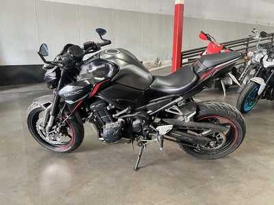 2023 Kawasaki Z900 ABS Metallic Black/Graphite Gray/Flat Black Base