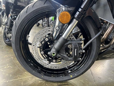 2025 Kawasaki NINJA ZX -4R ABS Base