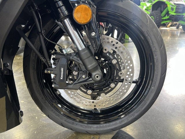 2025 Kawasaki NINJA ZX -4R ABS Base