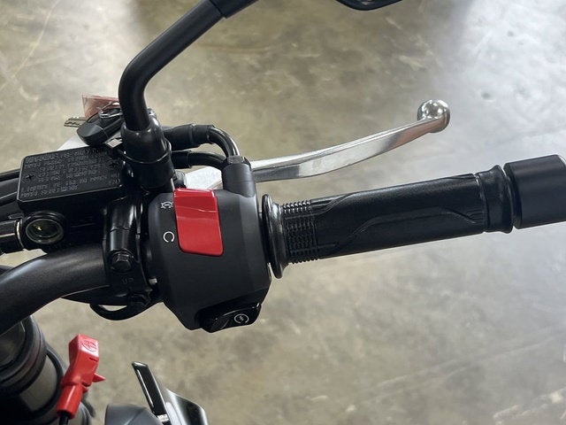 2025 Honda CB300R Base