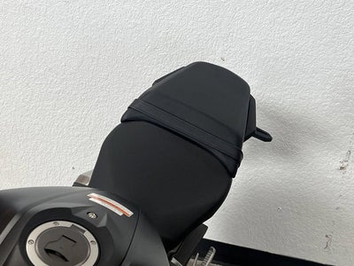 2025 Honda CB300R Base