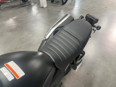 2025 Honda SCL500 Base