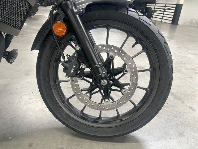 2025 Honda SCL500 Base