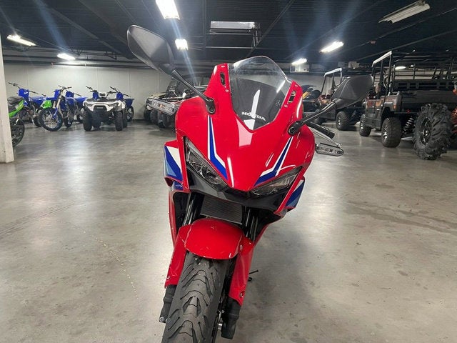 2025 Honda CBR500R Base