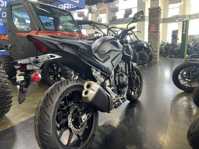 2025 Honda CB500F Base