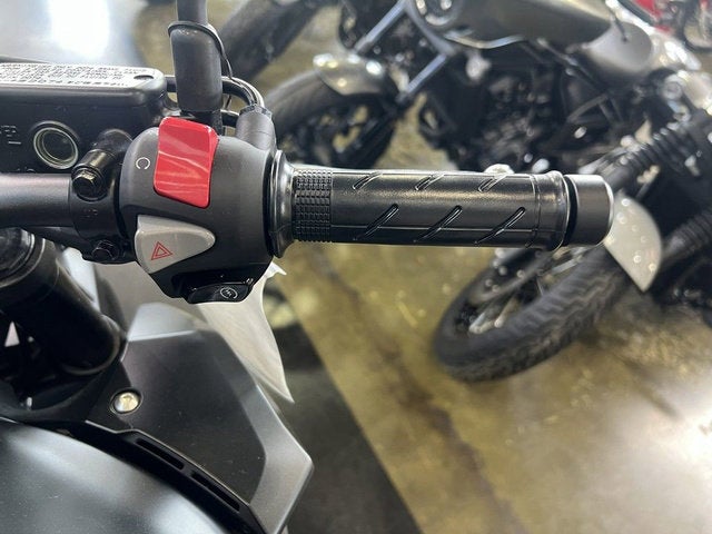 2025 Honda CB500F Base