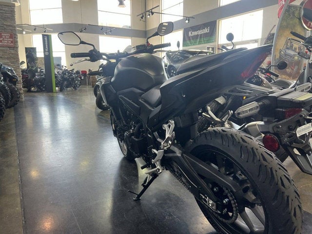 2025 Honda CB500F Base