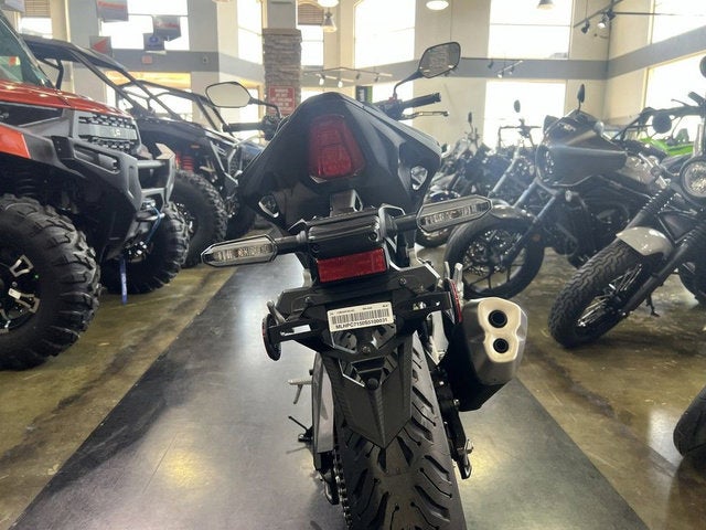 2025 Honda CB500F Base