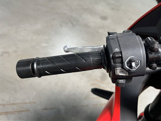 2025 Honda CBR650R E-Clutch