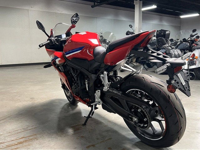 2025 Honda CBR650R E-Clutch