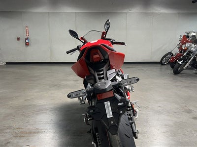 2025 Honda CBR650R E-Clutch