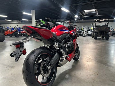 2026 Honda CBR650R E-Clutch