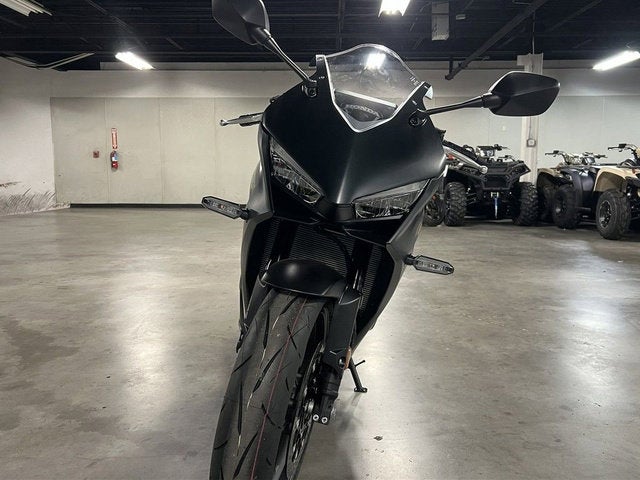 2026 Honda CBR650R E-Clutch Base