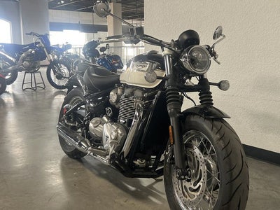 2022 Triumph BONNEVILLE SPEEDMASTER Base