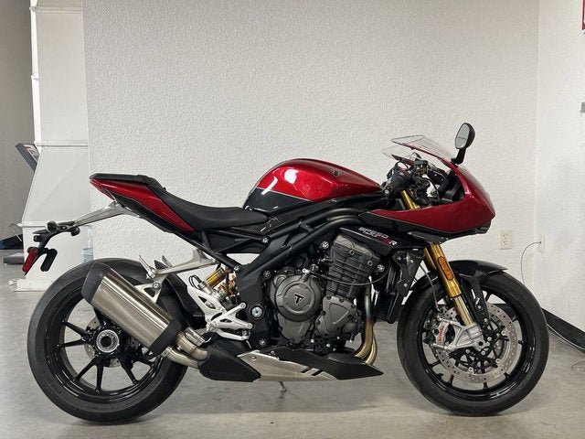 2022 TRIUMPH SPEED TRIPLE 1200RR Base