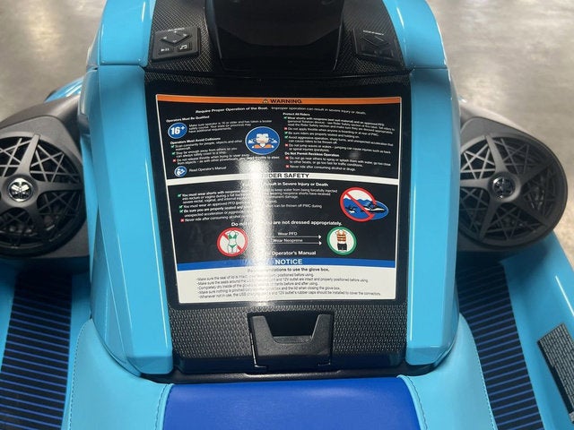 2025 Yamaha VX Deluxe